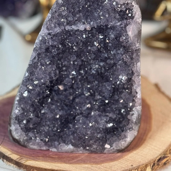 Druzy Rainbow Amethyst from Brazil - Picture 4 of 4